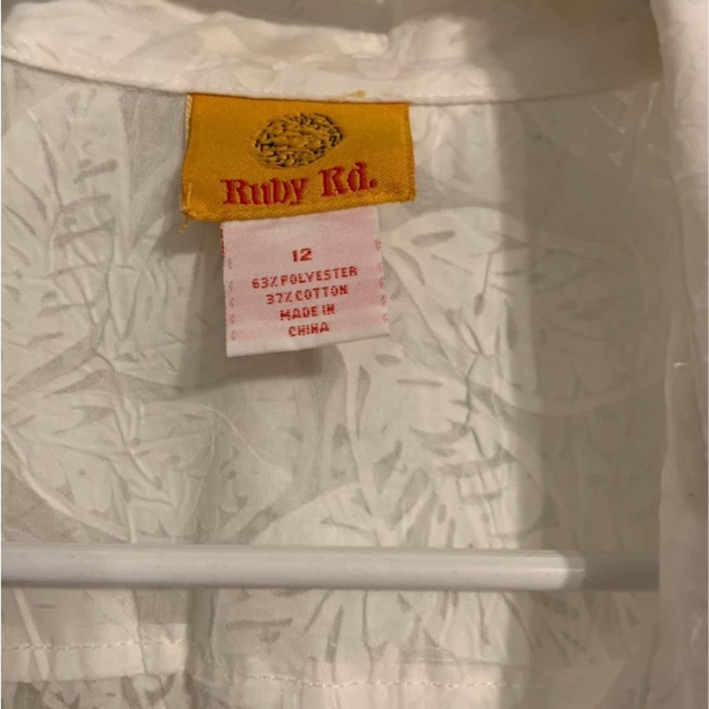 Pretty Blouse - image 2